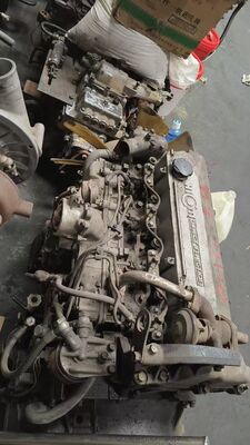 Japońskie części ciężarowe ZUSZONE Zestaw silnika W dobrym stanie dla ISUZU NPR 4HG1T 4HG1 na sprzedaż Isuzu Używane części
