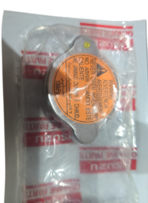 Kapułka grzejnika 8-98096226-0 Stosowanie dla japońskich ciężarówek ISUZU FRR 6HK1 Isuzu Truck Parts