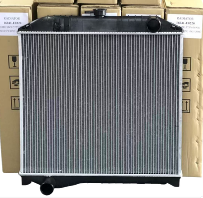 Części silnika Hino 16090-6790 S16A0-E0293 Radiator Assy dla HINO RANGER 500 J08C Japońskie części ciężarówek