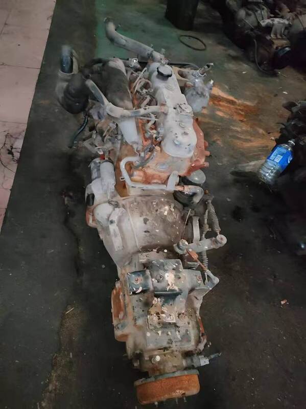 Japońskie części ciężarowe używane silnik z skrzynią biegów w dobrym stanie dla ISUZU PICK UP/NKR 4JB1 4JB1T w sprzedaży Isuzu używane części