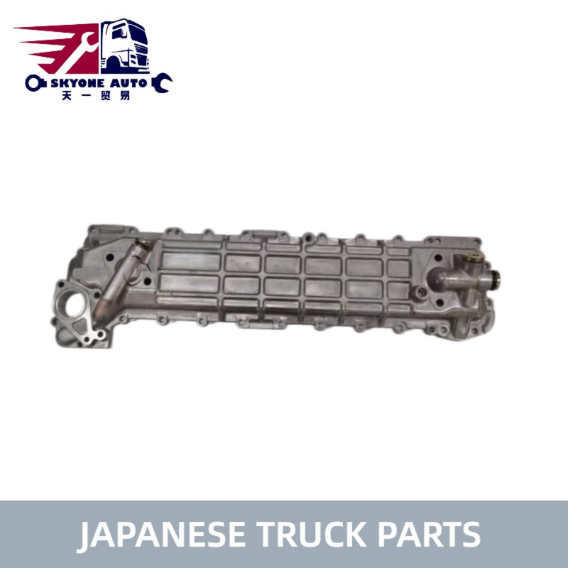 Japońskie części ciężarowe pokrycie chłodnicy olejowej 8-94392328-0 Użycie dla ISUZU FTR FVR 6HE1T 6HH1 ciężarówki Isuzu Truck Parts