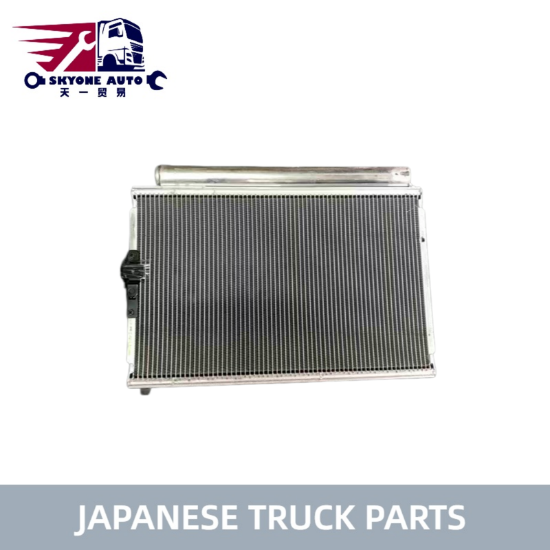 S8841-11250 S8841-11210 Kondensator klimatyzacyjny A/C dla ciężarówki HINO 700 Profia E13C P11C SH1E Wysokiej jakości części do ciężarówek japońskich
