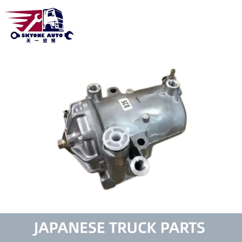 Japońskie części ciężarówek Filtr paliwowy Assy 23300-E0353 Do HINO 500 J08E Części silników ciężarówek Hino